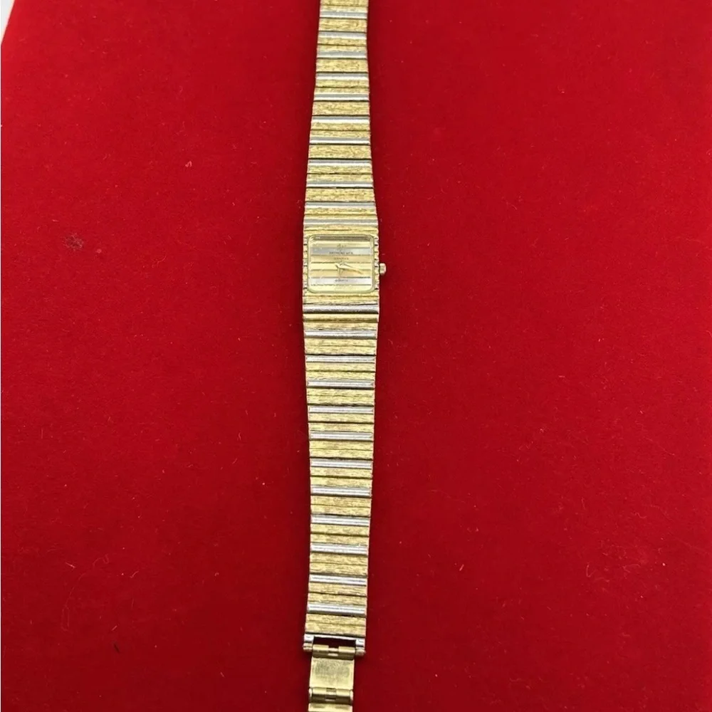 Vintage Raymond Weil 18k Gold Plated #158 running